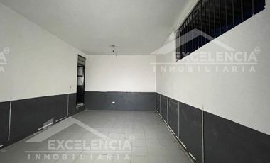 RENTA DE CASA EN COL. VISTA BELLA IDEAL PARA COMERCIO