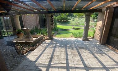 CASA EN RENTA DE UNA PLANTA PEDREGAL DEL VALLE