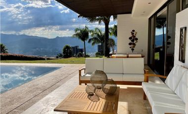 EN VENTA CASA CAMPESTRE SECTOR LAS PALMAS EN EL POBLADO