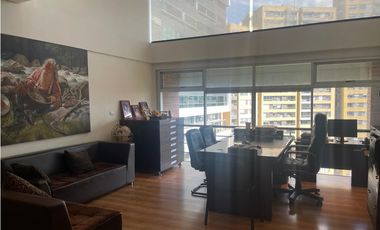 EN VENTA OFICINA EN LAS PALMAS POBLADO