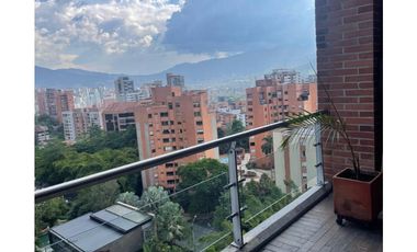 EN VENTA OFICINA EN LAS PALMAS POBLADO