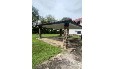 VENTA DE CASA EN SANTA CLARA CON 3600 MTS DE TERRENO