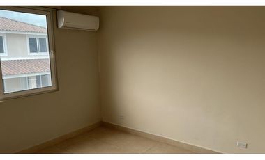 CASA DOS NIVELES CON LINEA BLANCA BOSQUES DEL PACIFICIO YL