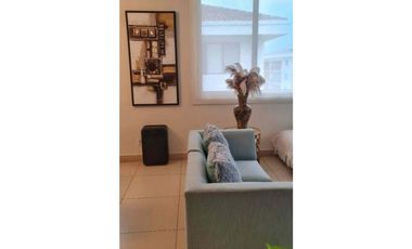 VENDO HERMOSA CASA EN RESIDENCIAL PANAMA PACIFICO RIVER VALLEY YL