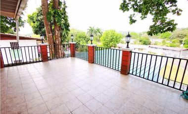 VENDO APARTAMENTO EN CLAYTON SECTOR PAPAYA 160M2 RTC