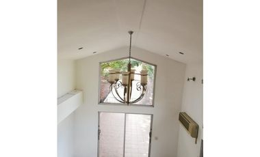 VENDO APARTAMENTO EN CLAYTON SECTOR PAPAYA 160M2 RTC