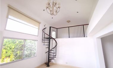VENDO APARTAMENTO EN CLAYTON SECTOR PAPAYA 160M2 RTC