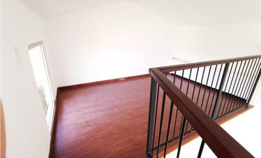 VENDO APARTAMENTO EN CLAYTON SECTOR PAPAYA 160M2 RTC