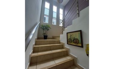 BRISAS NORTE | PH ALPES | SE VENDE | 3 REC | 2 ½ BAÑ | CBE | 2 PAR