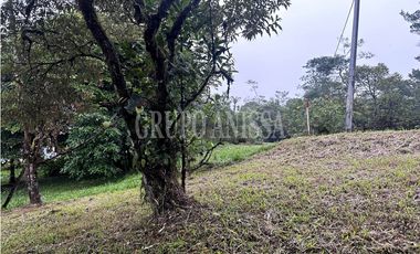 Se Vende Terreno Plano en Zona Alta de Altos del Maria