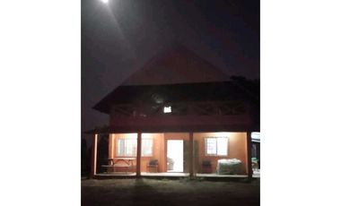 Se vende cabaña en Las Minas de Herrera.