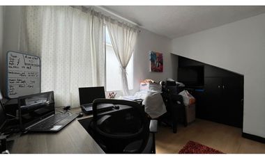 VENTA DE HERMOSA CASA MEDIANERA BARRIO BELMONTE PEREIRA