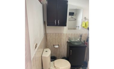 EN VENTA OFICINA SECTOR VILLA NUEVA CENTRO DE MEDELLN