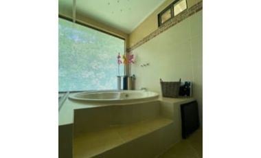 EN VENTA CASA DE DOS NIVELES SECTOR LOMA DEL ZORRO EN EL POBLADO