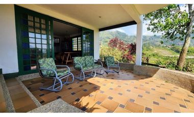 EN VENTA FINCA CON LOTE ADICIONAL EN AMAG ANTIOQUIA