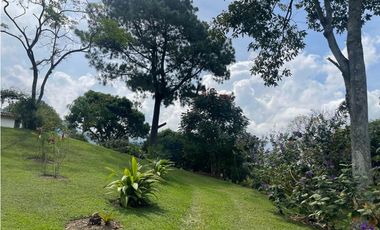 EN VENTA FINCA CON LOTE ADICIONAL EN AMAG ANTIOQUIA