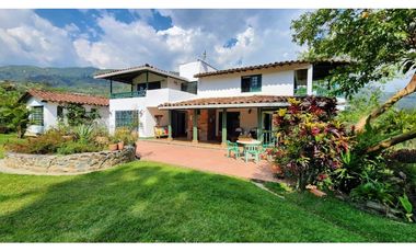 EN VENTA FINCA CON LOTE ADICIONAL EN AMAG ANTIOQUIA