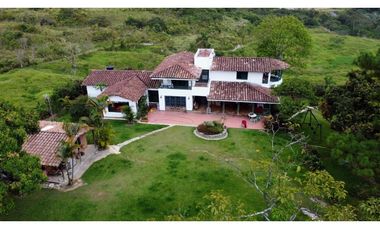 EN VENTA FINCA CON LOTE ADICIONAL EN AMAG ANTIOQUIA