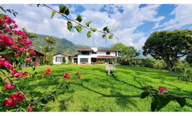 EN VENTA FINCA CON LOTE ADICIONAL EN AMAG ANTIOQUIA