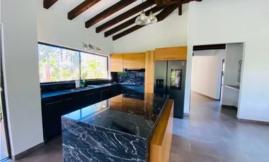 Casa en Arriendo en San Antonio sector Ojo de Agua