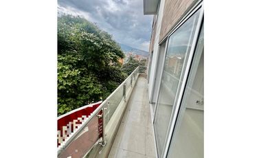 EN VENTA APARTAMENTO EN LAURELES