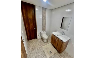 EN VENTA APARTAMENTO EN LAURELES