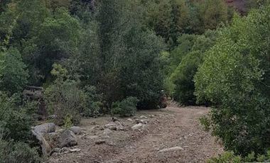 TERRENO Pre cordillerano de 671 Hectáreas en sector Linares