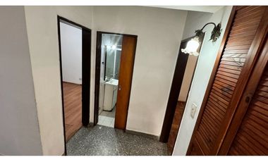 Venta casa 4 AMB paso del rey ACH
