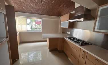 LINDA CASA EN RENTA EN TECAMACHALCO