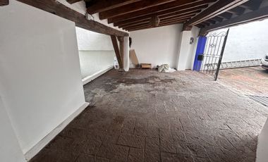 LINDA CASA EN RENTA EN TECAMACHALCO