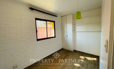 Santa Cruz, Casa en Barrio Residencial