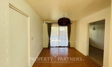Santa Cruz, Casa en Barrio Residencial