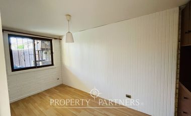Santa Cruz, Casa en Barrio Residencial