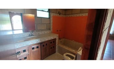 OPORTUNIDAD, CASA EN VENTA VALLE DE BRAVO