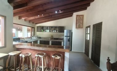 CASA EN RENTA AVANDARO, VALLE DE BRAVO