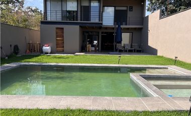 Casa en venta en la zona de pipioltepec