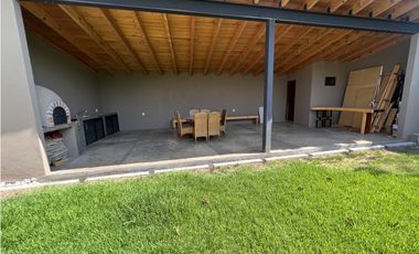 Casa en venta en la zona de pipioltepec