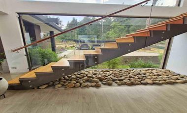 En venta Casa Moderna de 2 niveles en Condominio, Tenjo, Cundinamarca
