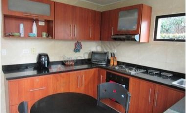 HERMOSA CASA EN VENTA EN CAJICA MUY CENTRAL