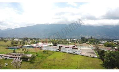 En Fusagasugá - Cundinamarca, Amplio Lote en Parcelación exclusiva.