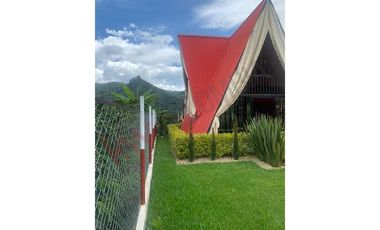 HERMOSO CHALET EN VENTA EN SUPATA