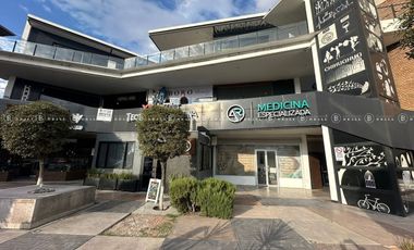 LOCAL COMERCIAL EN VENTA EN PLAZA  RAYUELA EN CANTERA