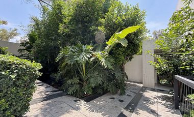 CASA EN BOSQUES DE LAS LOMAS OPORTUNIDAD ACABADOS AAA