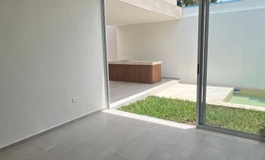 ARLEDA: Casa residencial de un piso en San Antonio Hool, Mérida, Yucatán.