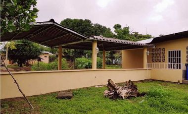 VENDO CASA DE SEGUNDA EN BOQUERON