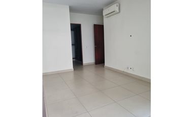 SE ALQUILA APARTAMENTO EN HOWARD