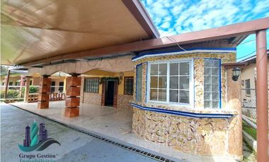 VENDO CASA EN VIA PRINCIPAL LOS ALGARROBOS