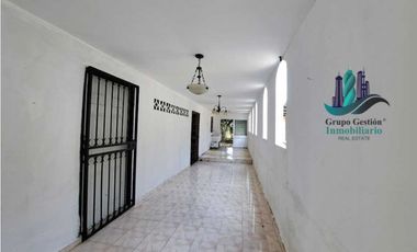 VENDO CASA EN VIA PRINCIPAL LOS ALGARROBOS