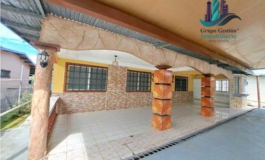 VENDO CASA EN VIA PRINCIPAL LOS ALGARROBOS