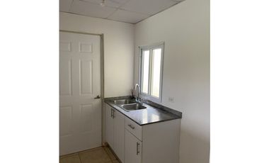 SE ALQUILA CASA EN LA CHORRERA